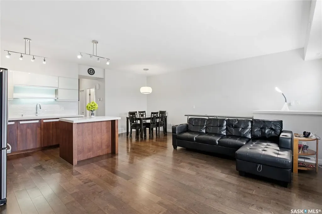 1120 Hampton Circle Saskatoon SK S7R 0L9