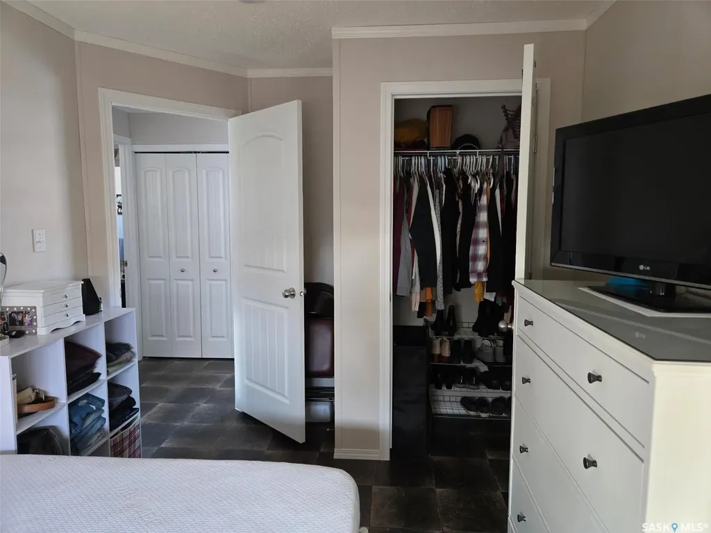 29 Sunrise Estates Assiniboia SK S0H 0B0