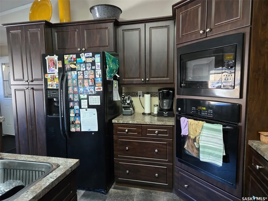 29 Sunrise Estates Assiniboia SK S0H 0B0