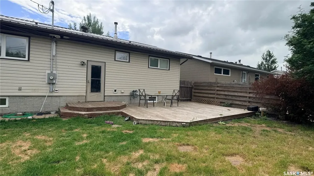 709 Bradley Avenue Bienfait SK S0C 0M0