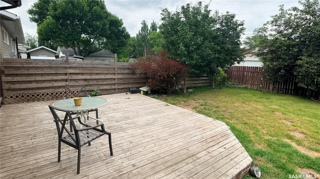709 Bradley Avenue Bienfait SK S0C 0M0