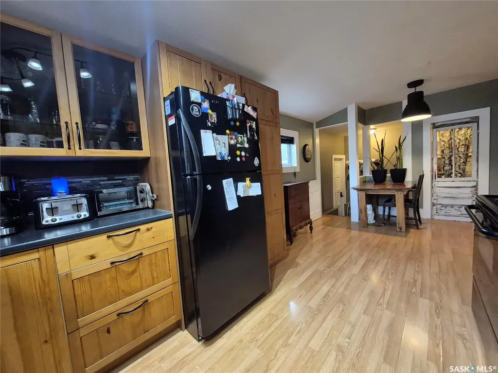 476 9th Avenue NE Swift Current SK S9H 2R4