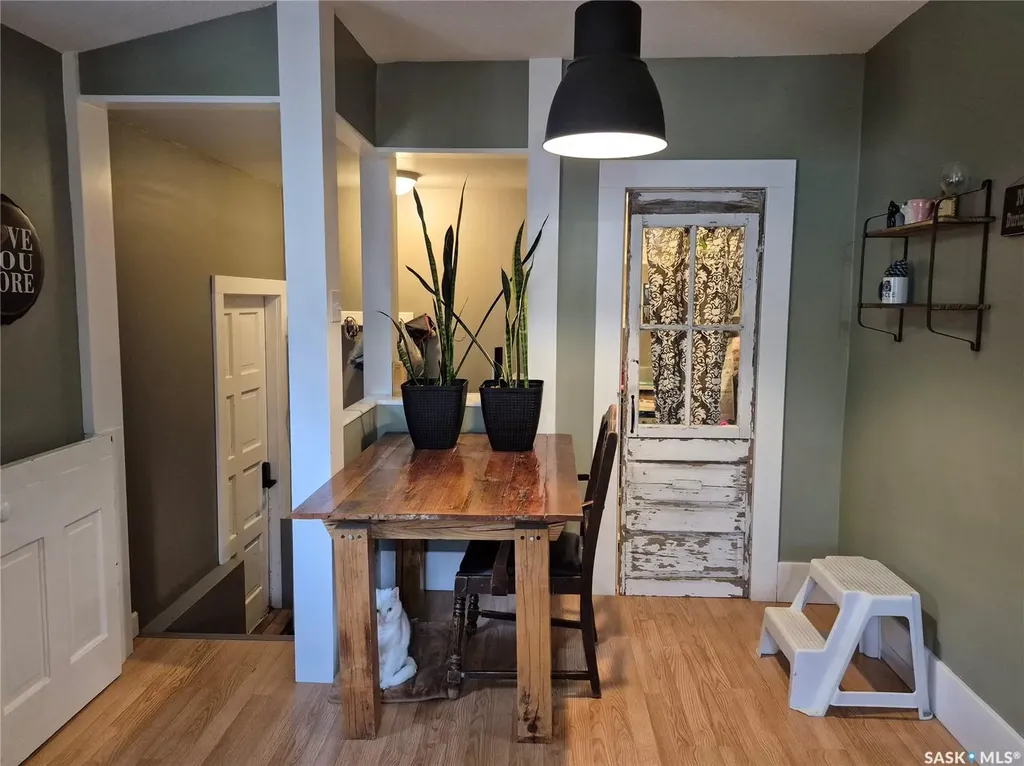 476 9th Avenue NE Swift Current SK S9H 2R4