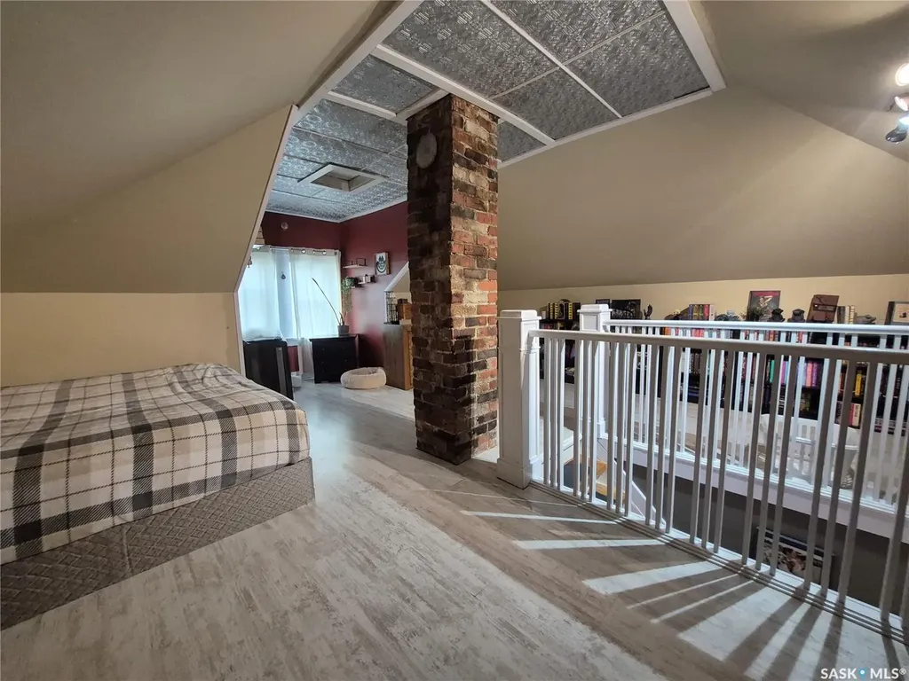 476 9th Avenue NE Swift Current SK S9H 2R4