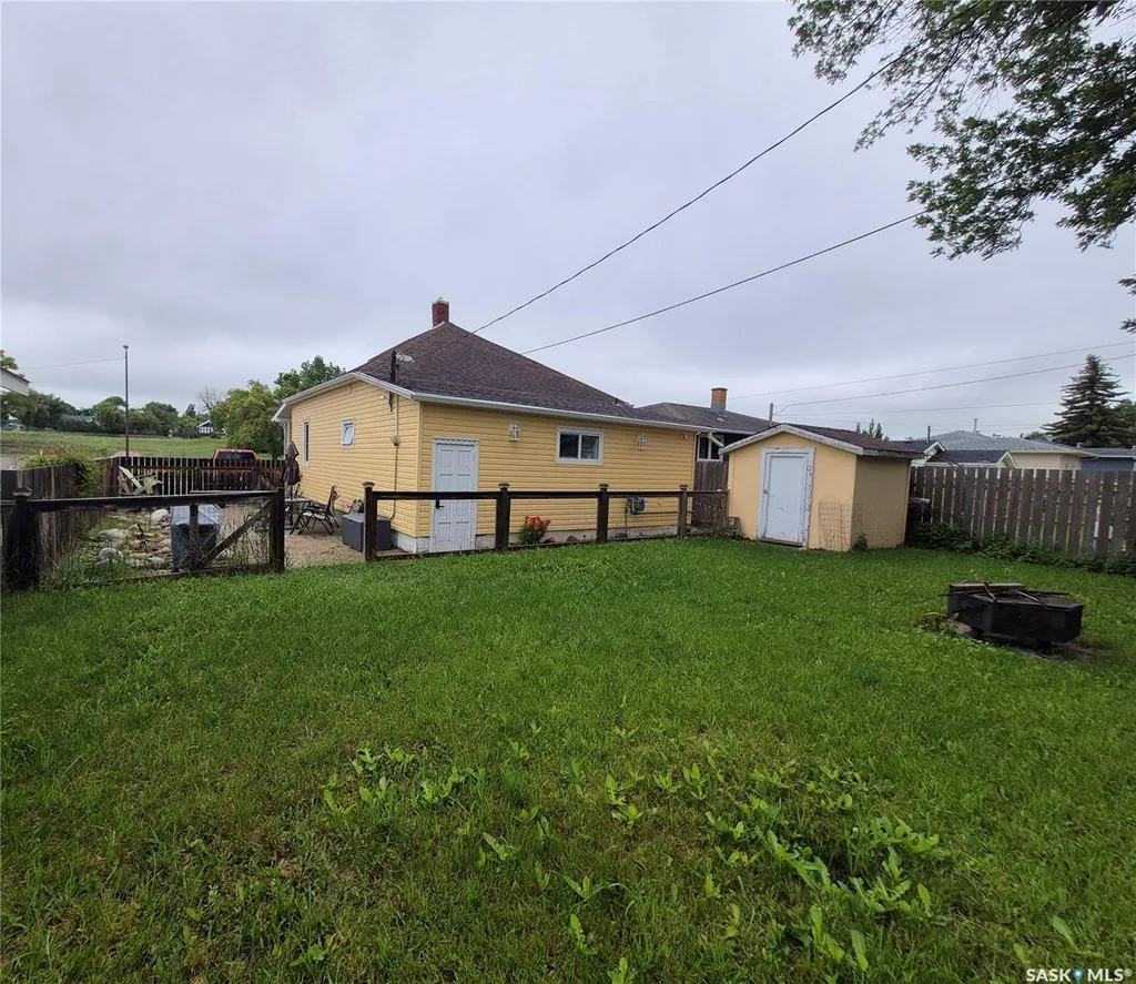 476 9th Avenue NE Swift Current SK S9H 2R4