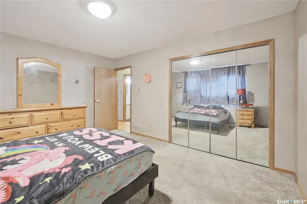 1434 Hochelaga Street W Moose Jaw SK S6H 6G5