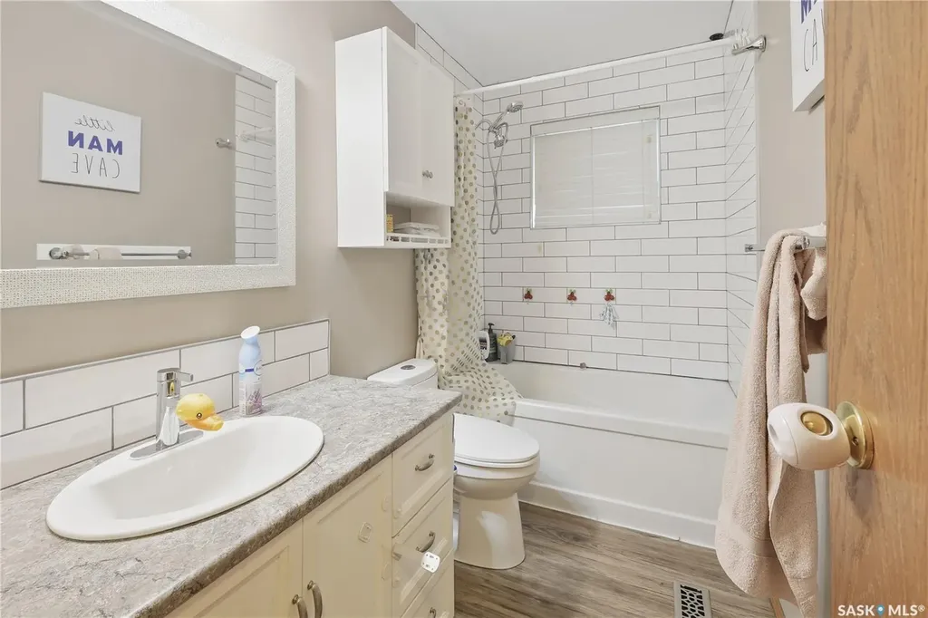 1434 Hochelaga Street W Moose Jaw SK S6H 6G5