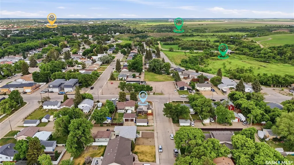 1086 9th Avenue SW Moose Jaw SK S6H 5X5