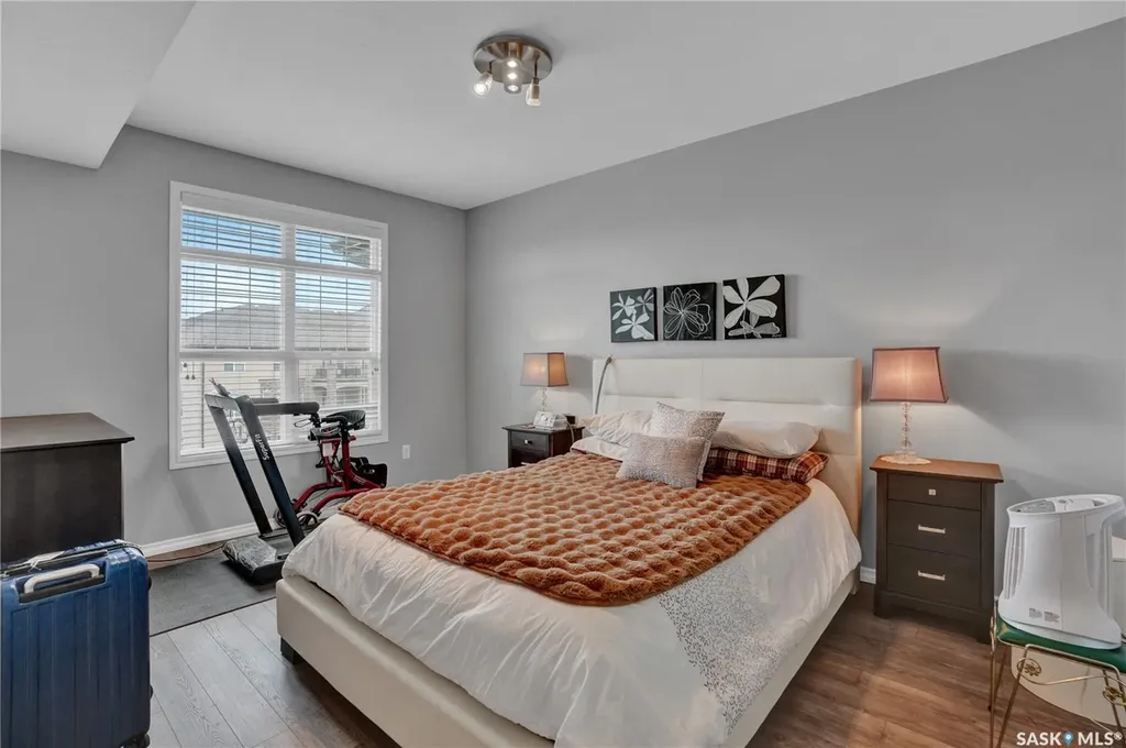 2102 Heseltine Road Regina SK S4V 1K9
