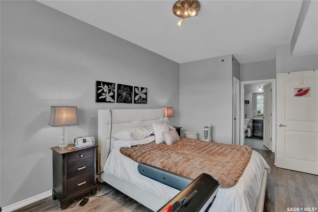 2102 Heseltine Road Regina SK S4V 1K9