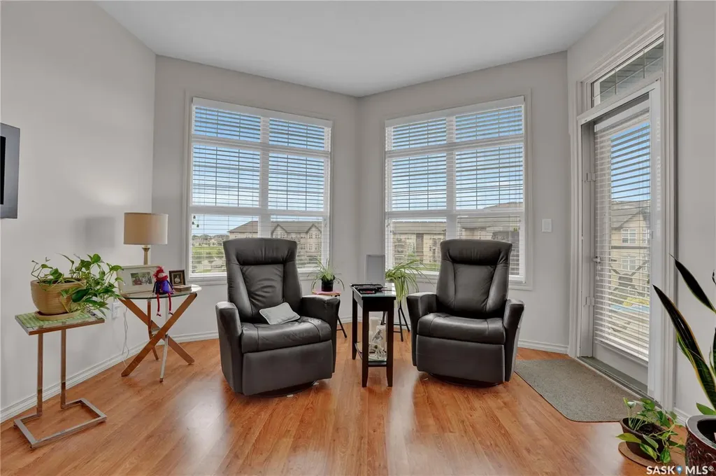 2102 Heseltine Road Regina SK S4V 1K9