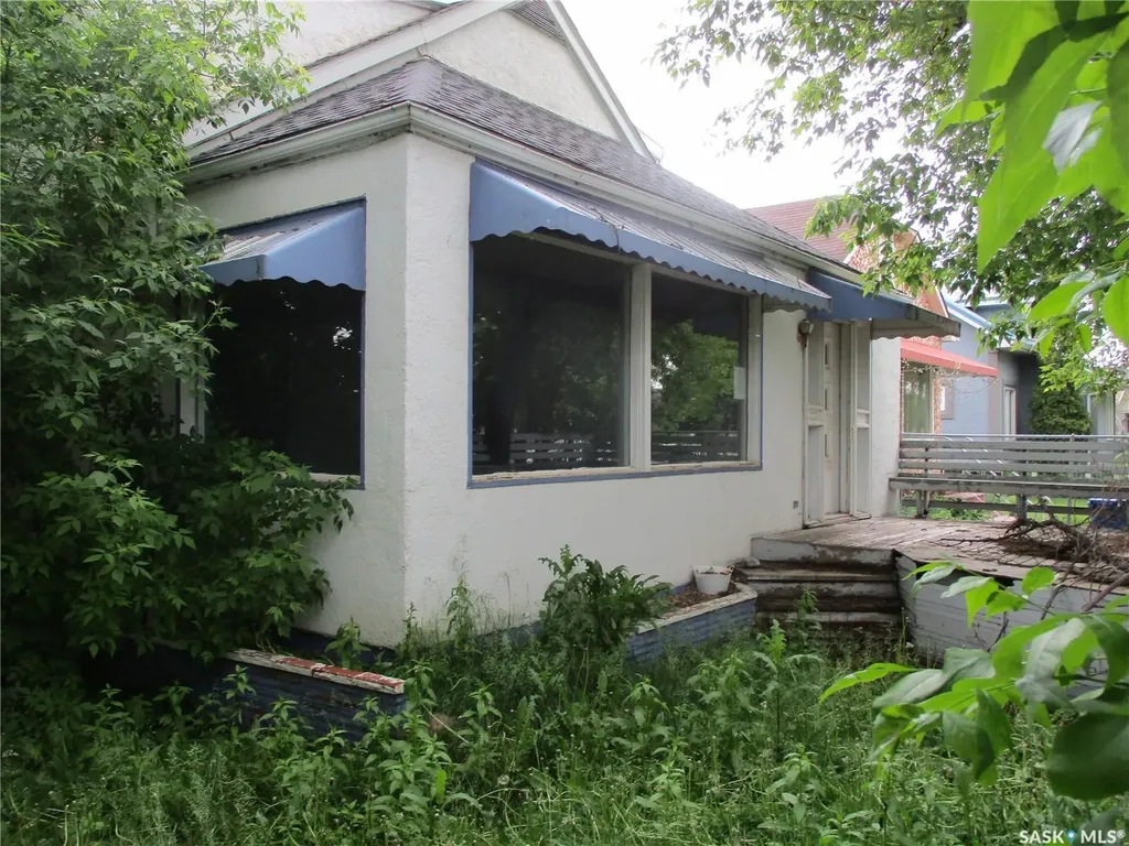 158 4th Avenue W Melville SK S0A 2P0