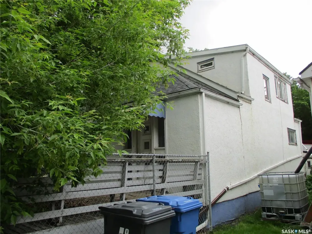 158 4th Avenue W Melville SK S0A 2P0