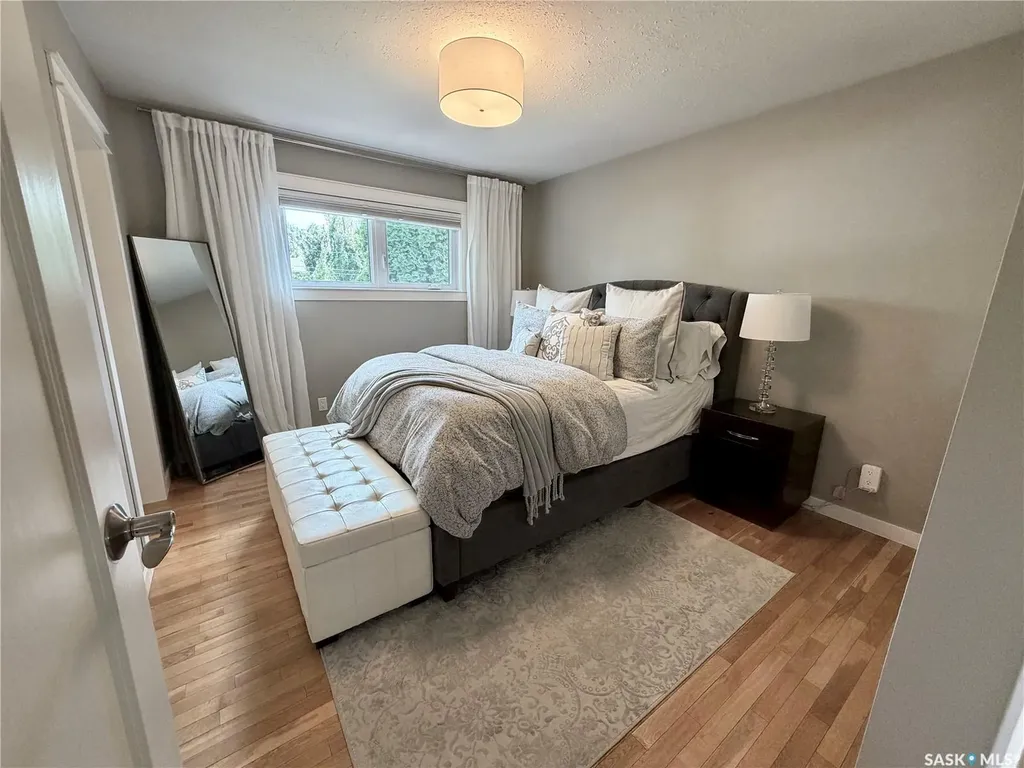 208 James Street Langham SK S0K 2L0