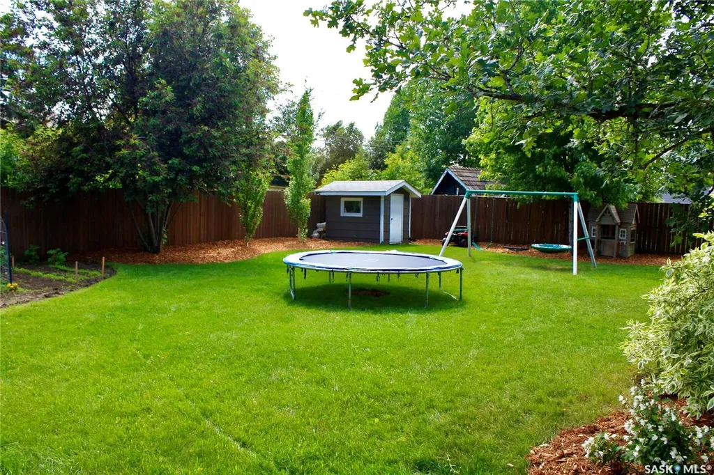 208 James Street Langham SK S0K 2L0
