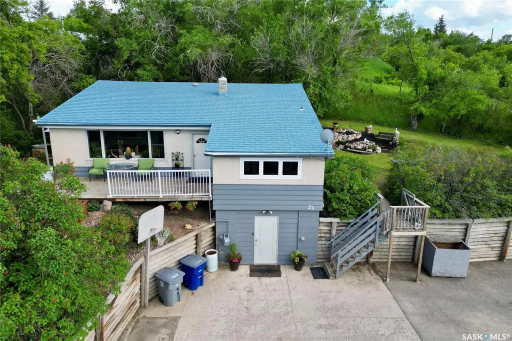 25 Qu'appelle Drive W Lumsden SK S0G 3C0