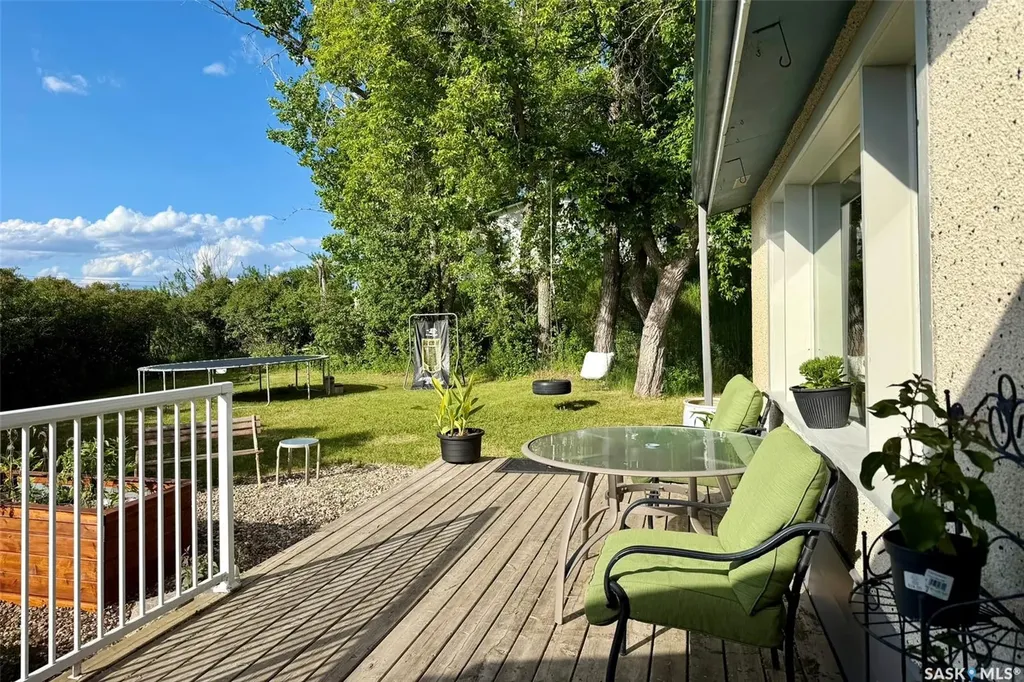 25 Qu'appelle Drive W Lumsden SK S0G 3C0