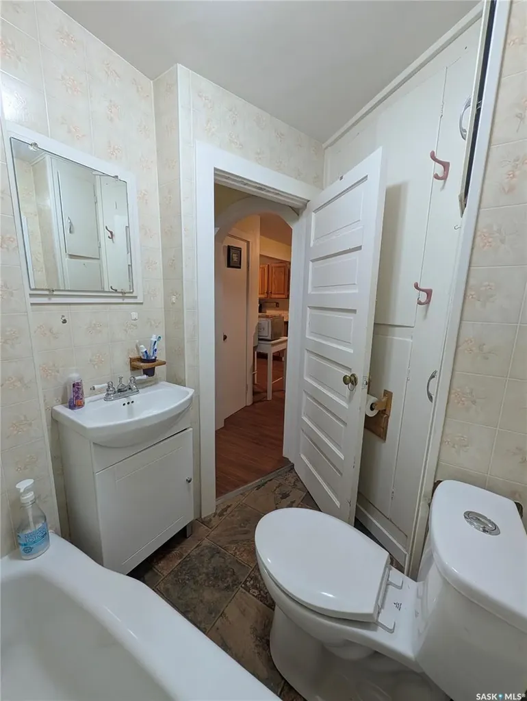 106 Metropolitan Drive South Lake SK S6H 7W6