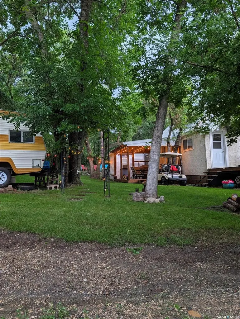 106 Metropolitan Drive South Lake SK S6H 7W6