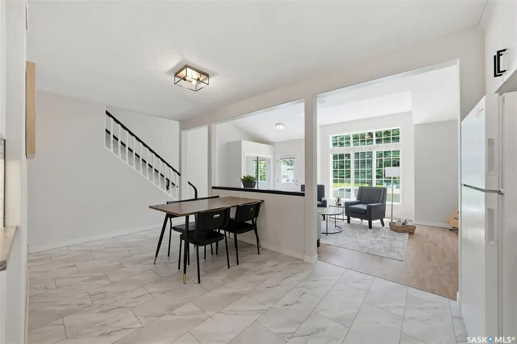 446 Perehudoff Crescent Saskatoon SK S7N 4R2