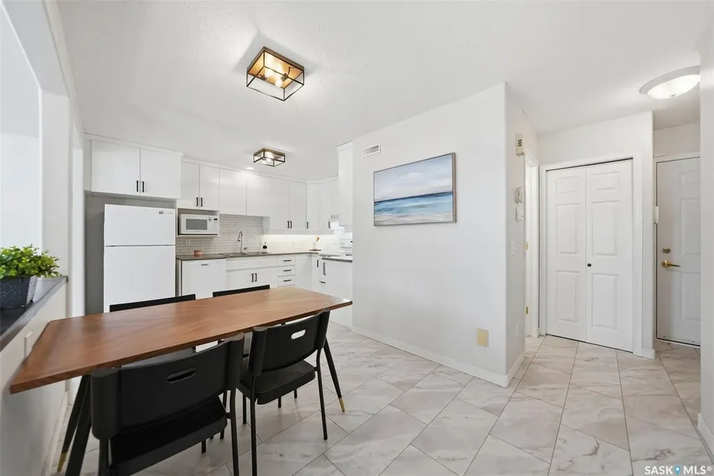 446 Perehudoff Crescent Saskatoon SK S7N 4R2