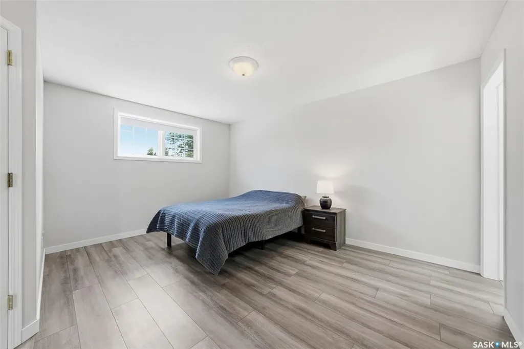 446 Perehudoff Crescent Saskatoon SK S7N 4R2