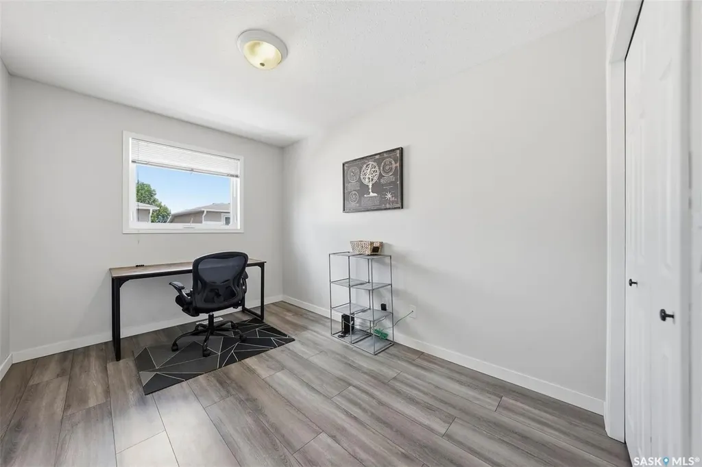 446 Perehudoff Crescent Saskatoon SK S7N 4R2