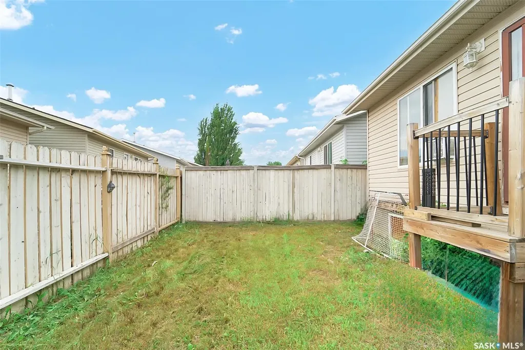 127 Gropper Crescent Saskatoon SK S7M 5W2