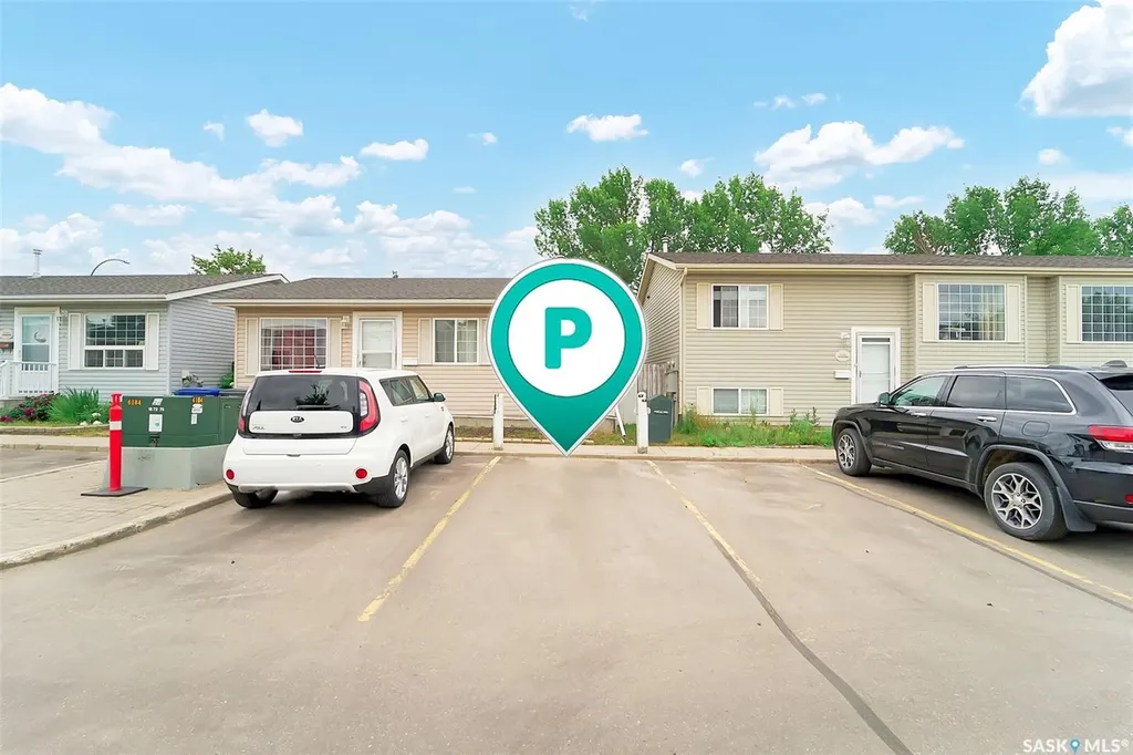 127 Gropper Crescent Saskatoon SK S7M 5W2