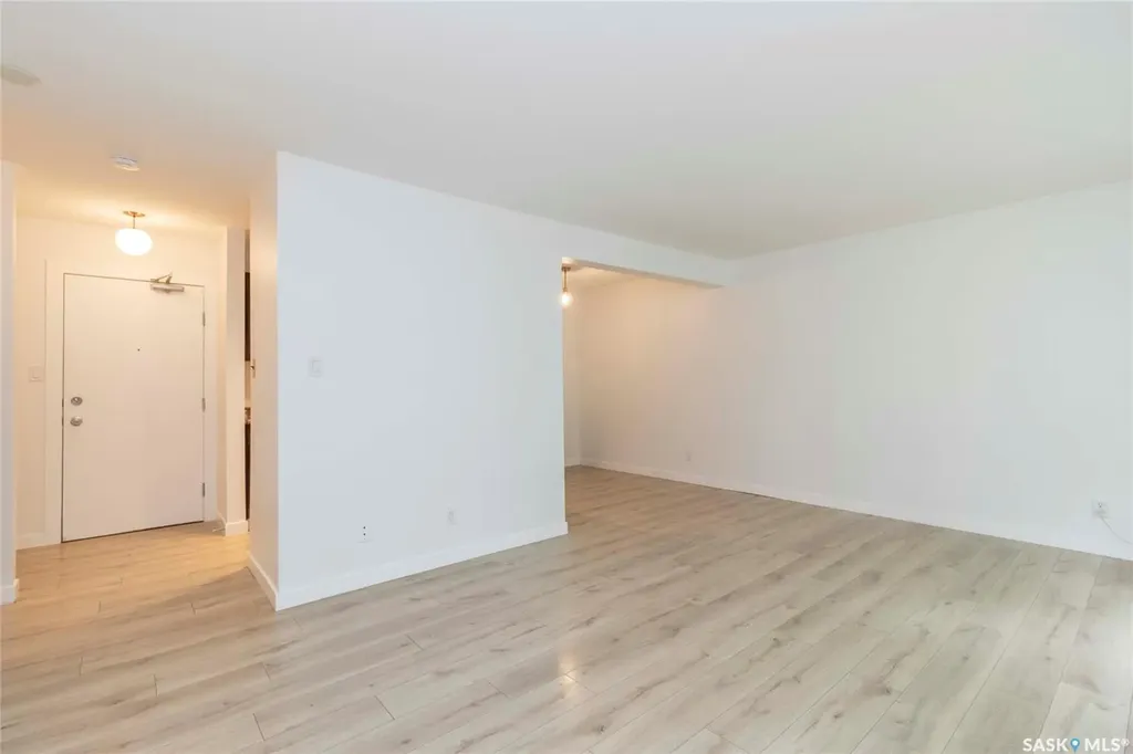 710 Melrose Avenue Saskatoon SK S7N 0Y7