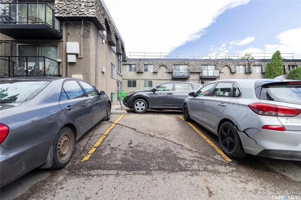 710 Melrose Avenue Saskatoon SK S7N 0Y7