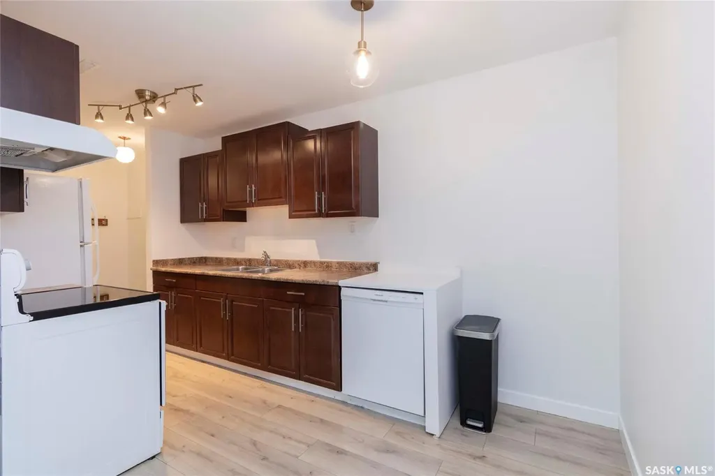 710 Melrose Avenue Saskatoon SK S7N 0Y7
