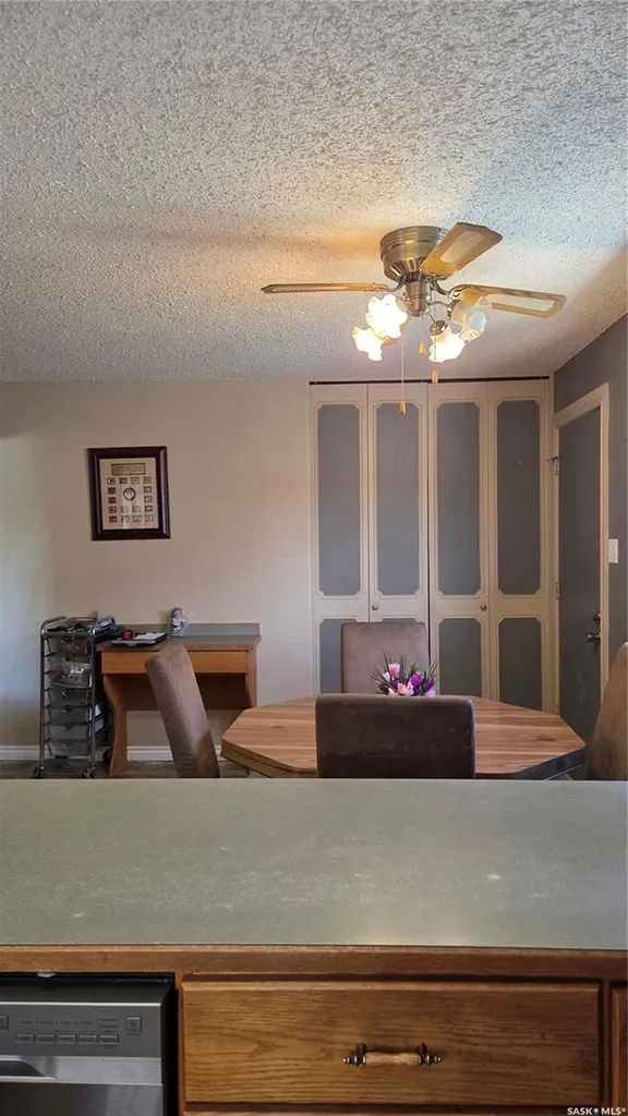 1195 13th Avenue SW Moose Jaw SK S6H 6L6
