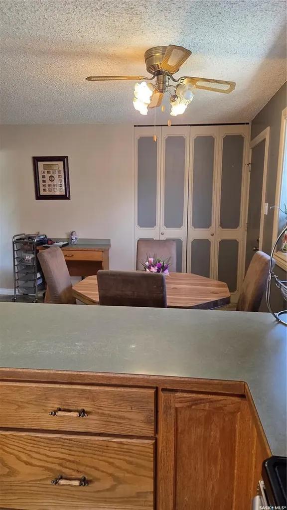 1195 13th Avenue SW Moose Jaw SK S6H 6L6
