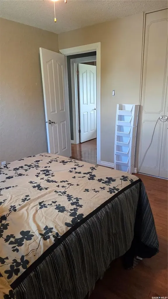 1195 13th Avenue SW Moose Jaw SK S6H 6L6