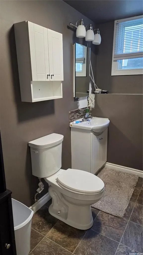 1195 13th Avenue SW Moose Jaw SK S6H 6L6