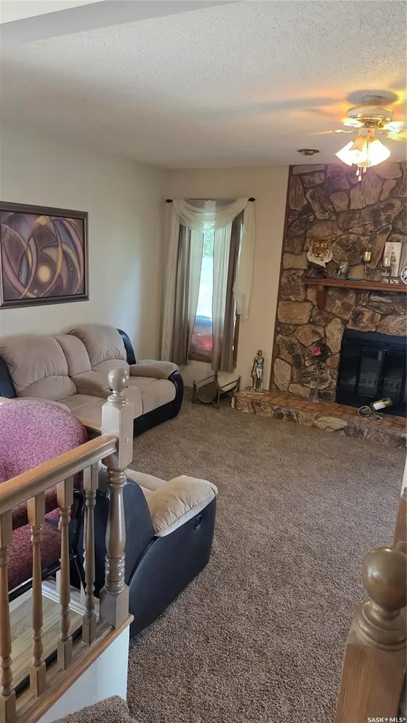 1195 13th Avenue SW Moose Jaw SK S6H 6L6