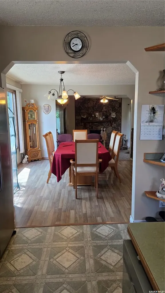 1195 13th Avenue SW Moose Jaw SK S6H 6L6