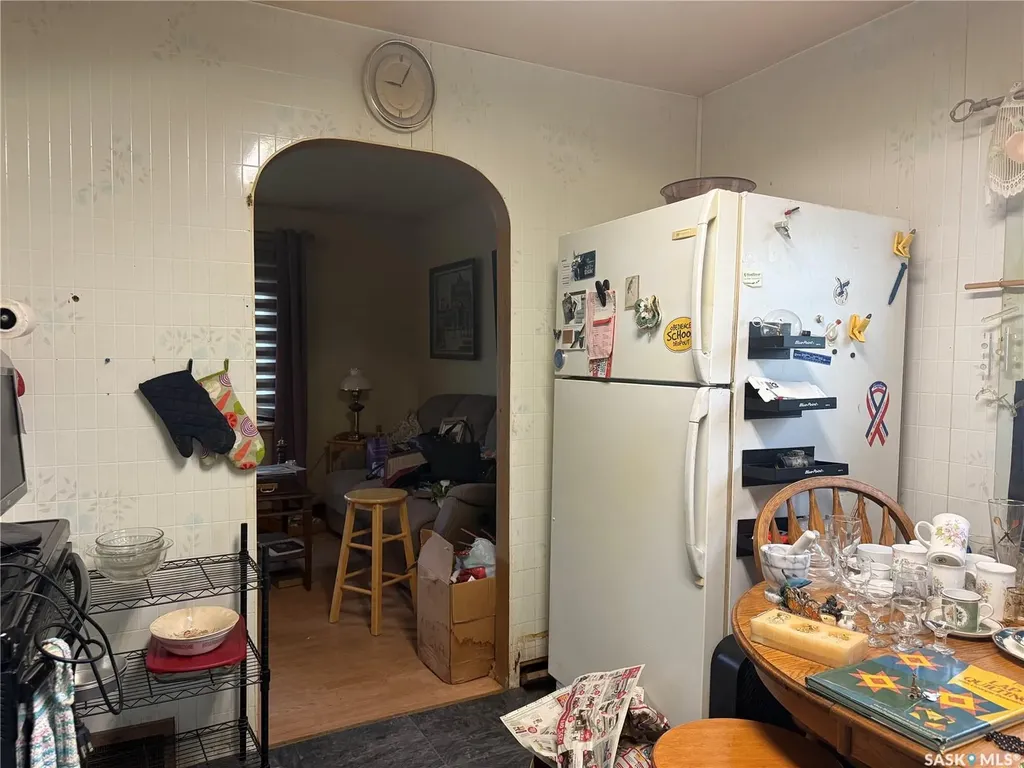 1059 Caribou Street W Moose Jaw SK S6H 2M1