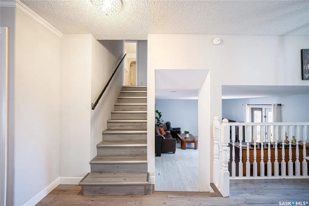 435 Christopher Road Saskatoon SK S7J 3S1