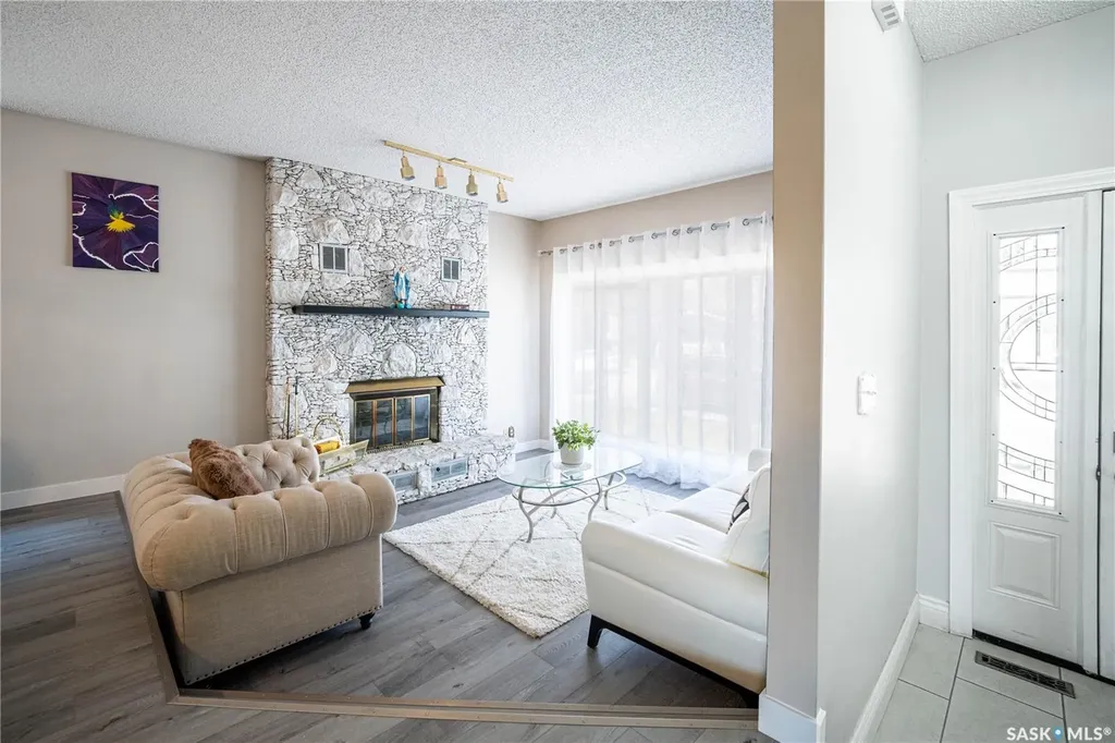 435 Christopher Road Saskatoon SK S7J 3S1