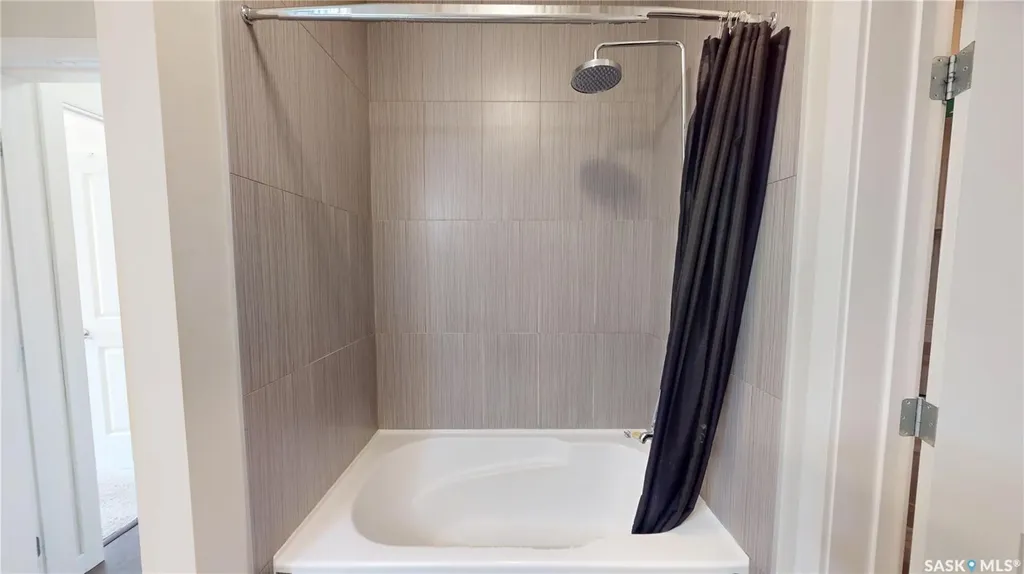 1015 Patrick Crescent Saskatoon SK S7W 0M7