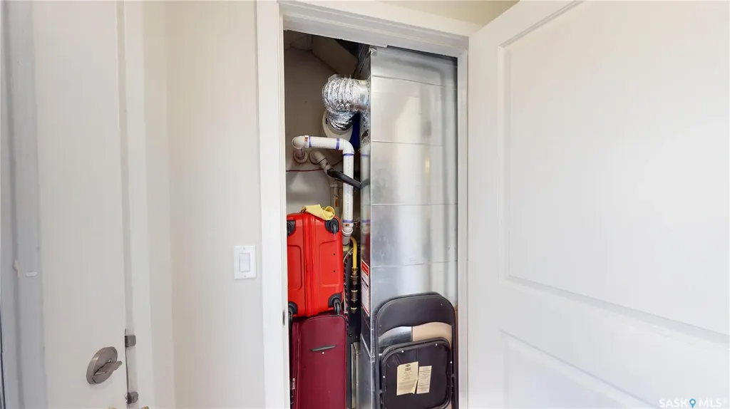 1015 Patrick Crescent Saskatoon SK S7W 0M7
