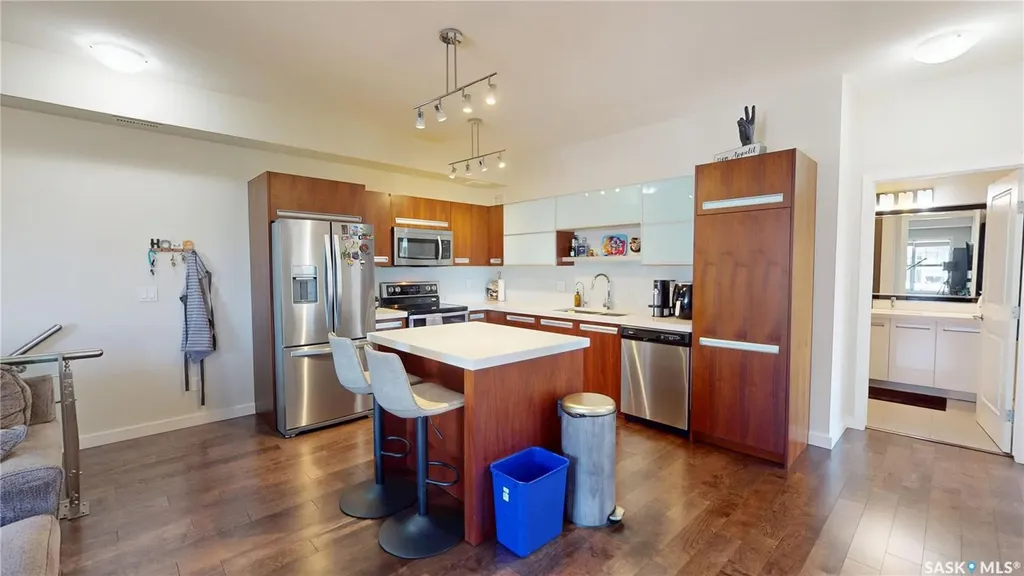 1015 Patrick Crescent Saskatoon SK S7W 0M7