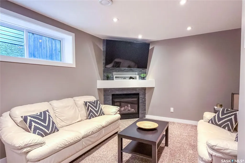 4513 Padwick Avenue Regina SK S4W 0C5