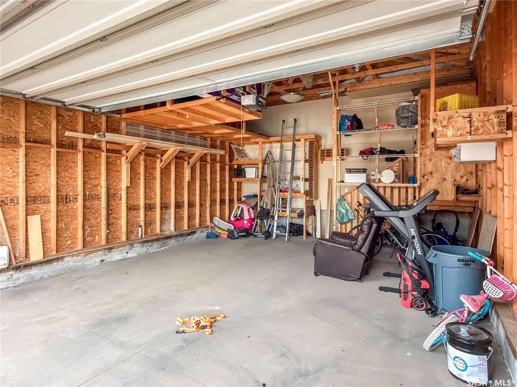 4513 Padwick Avenue Regina SK S4W 0C5