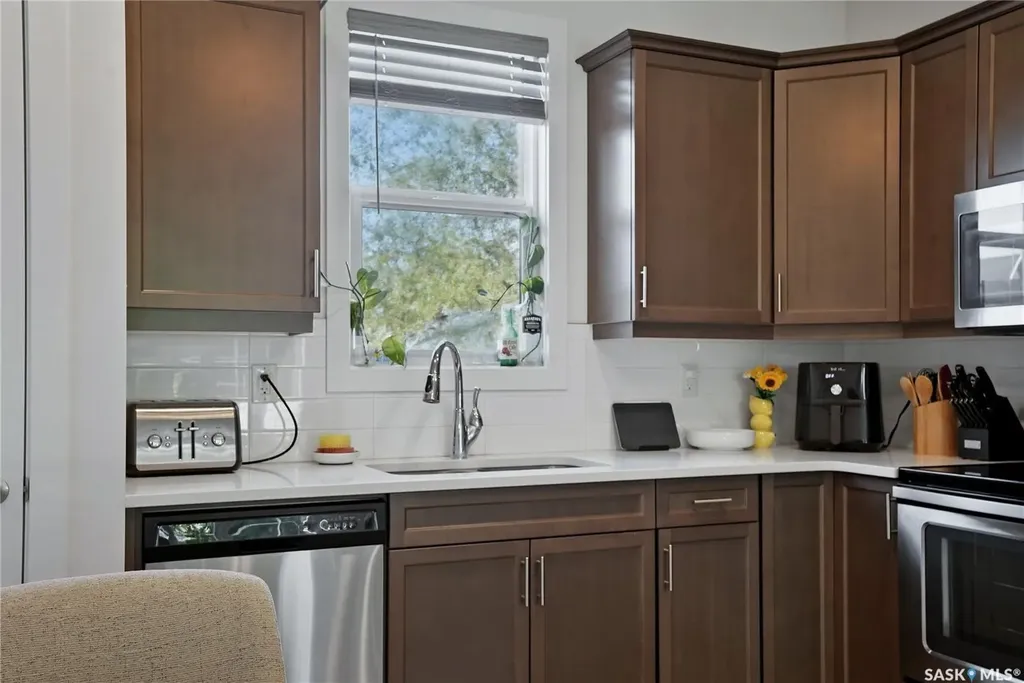 4032 Centennial Drive Saskatoon SK S7L 6R1