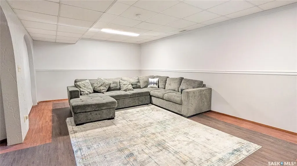 1006 Ross Street E Moose Jaw SK S6H 7H5