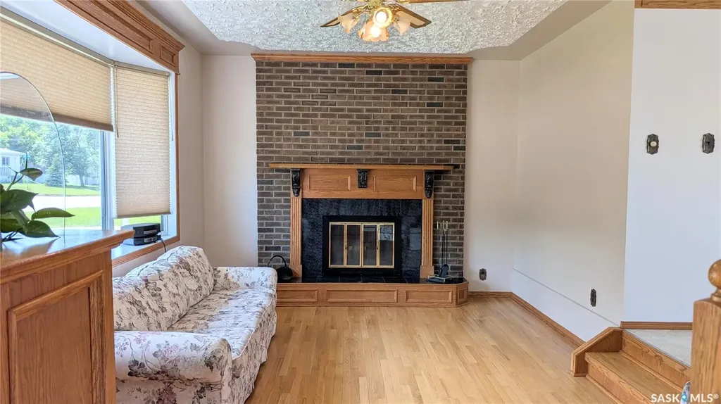 1006 Ross Street E Moose Jaw SK S6H 7H5