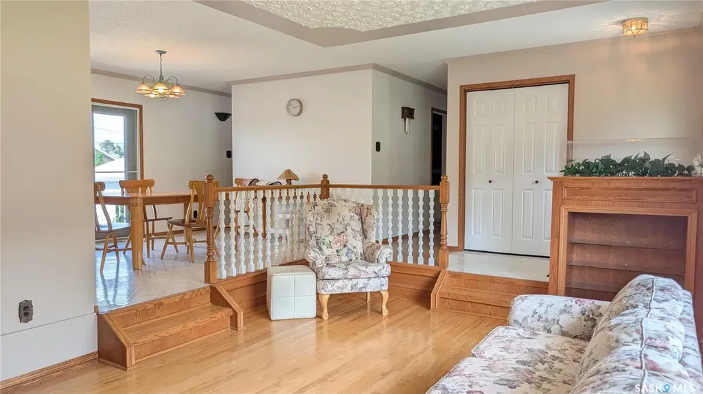 1006 Ross Street E Moose Jaw SK S6H 7H5